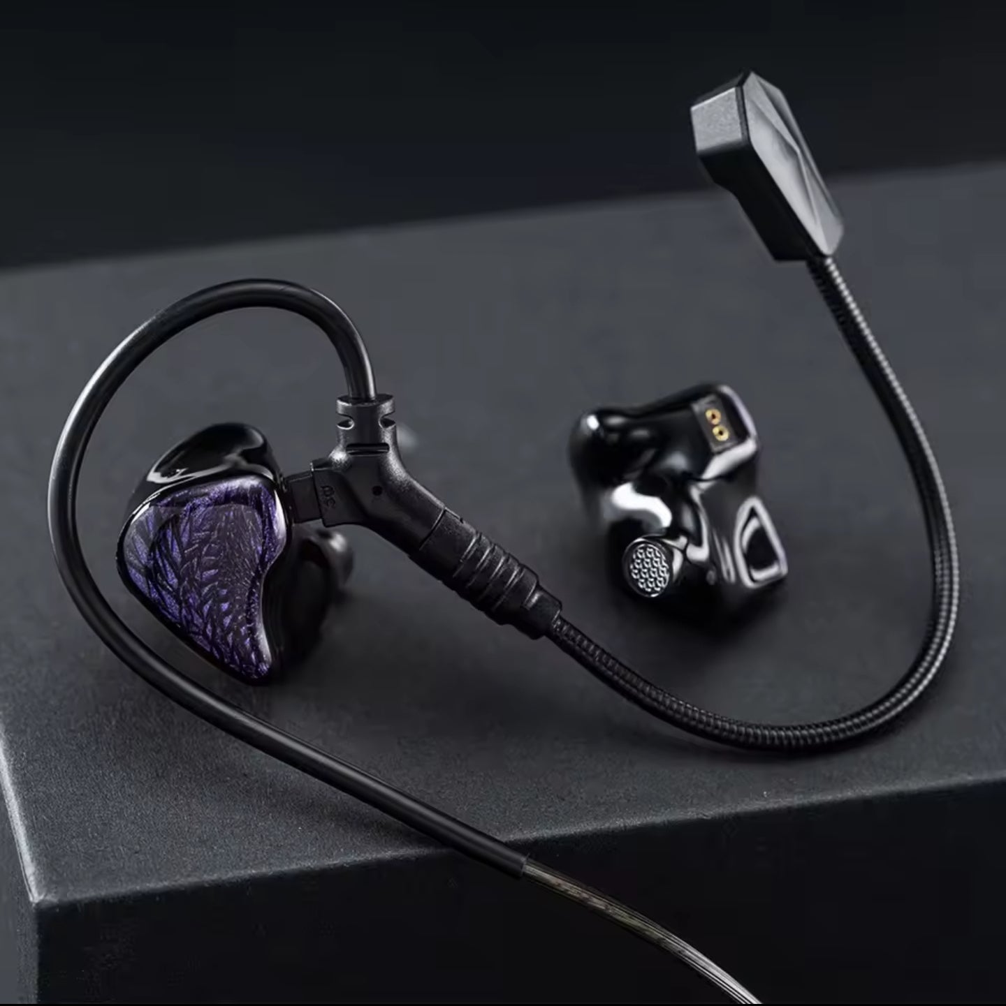 KINERA CELEST WYVERN PRO GAMER IEM